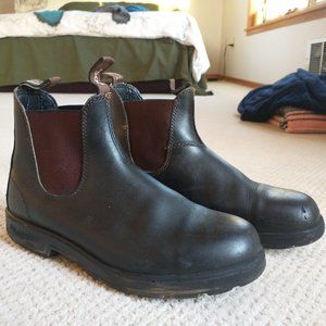 Blundstone #500s in Stout Brown